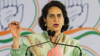 Photo of प्रियंका गांधी का भाजपा सरकार पर निशाना, कहा-परीक्षा फॉर्म पर 18% जीएसटी वसूल कर युवाओं के जख्मों पर नमक जरूर छिड़क रही