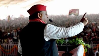 Photo of हर शोषित, पीड़ित, वंचित की सेवा हम सबका सर्वप्रथम कर्तव्य है…इंडिया गठबंधन के सांसदों को बधाई देते हुए बोले अखिलेश यादव
