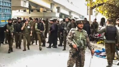 Photo of Jammu and Kashmir: श्रीनगर में आतंकियों ने ग्रेनेड से किया हमला, छह लोग घायल