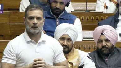 Photo of युवाओं का अंगूठा काट रही सरकार…लोकसभा में बीजेपी पर जमकर बरसे राहुल गांधी