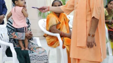 Photo of जनता दर्शन में बोले सीएम योगी : परेशान न हों, इलाज में सहायता करेगी सरकार