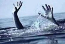 Photo of पुणे में दर्दनाक हादसा, सेल्फी के चक्कर में डूबकर तीन दोस्तों की मौत
