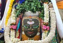 Photo of उज्जैन: मखाने की माला और भांग के श्रृंगार से सजे बाबा श्री महाकाल